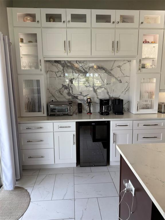 Building Photo - 731 Masterpiece Dr