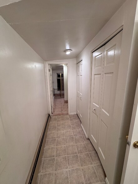 Building Photo - 1356 Shenandoah Dr