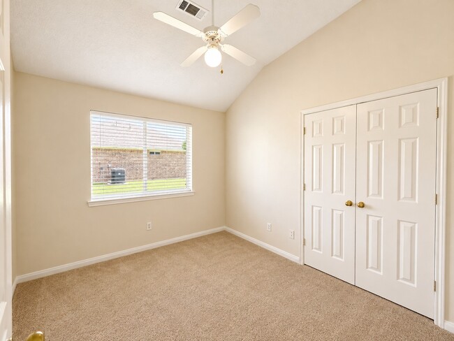 Building Photo - 6858 Stillwater Dr