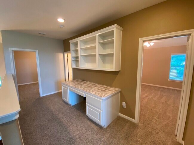 Building Photo - 26226 Bright Dawn Ct
