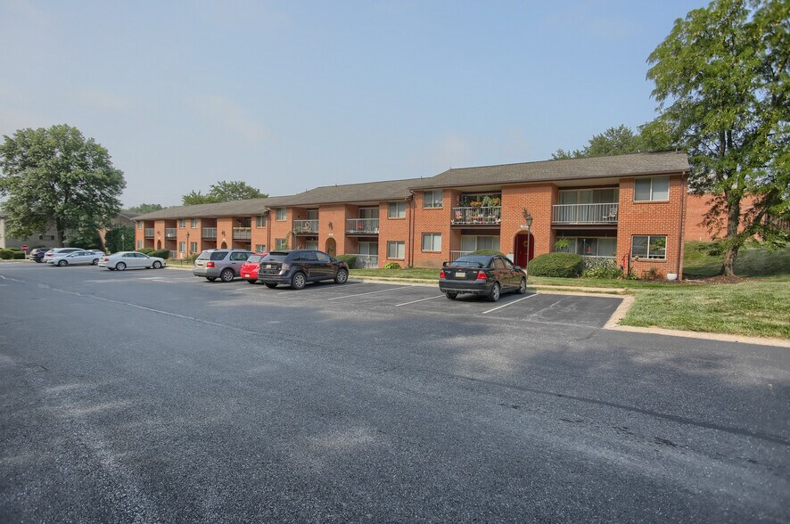 Twin Lakes Manor Apartments 4405 Union Deposit Rd Harrisburg PA 17111