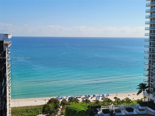 Building Photo - 6422 Collins Ave