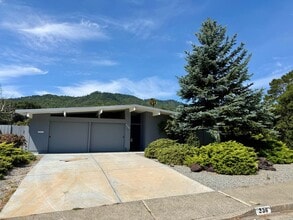 Building Photo - BEAUTIFULLY MAINTAINED EICHLER-STYLE HOME IN DESIRABLE LUCAS VALLEY WITH HOA POOL AND TENNIS COURTS