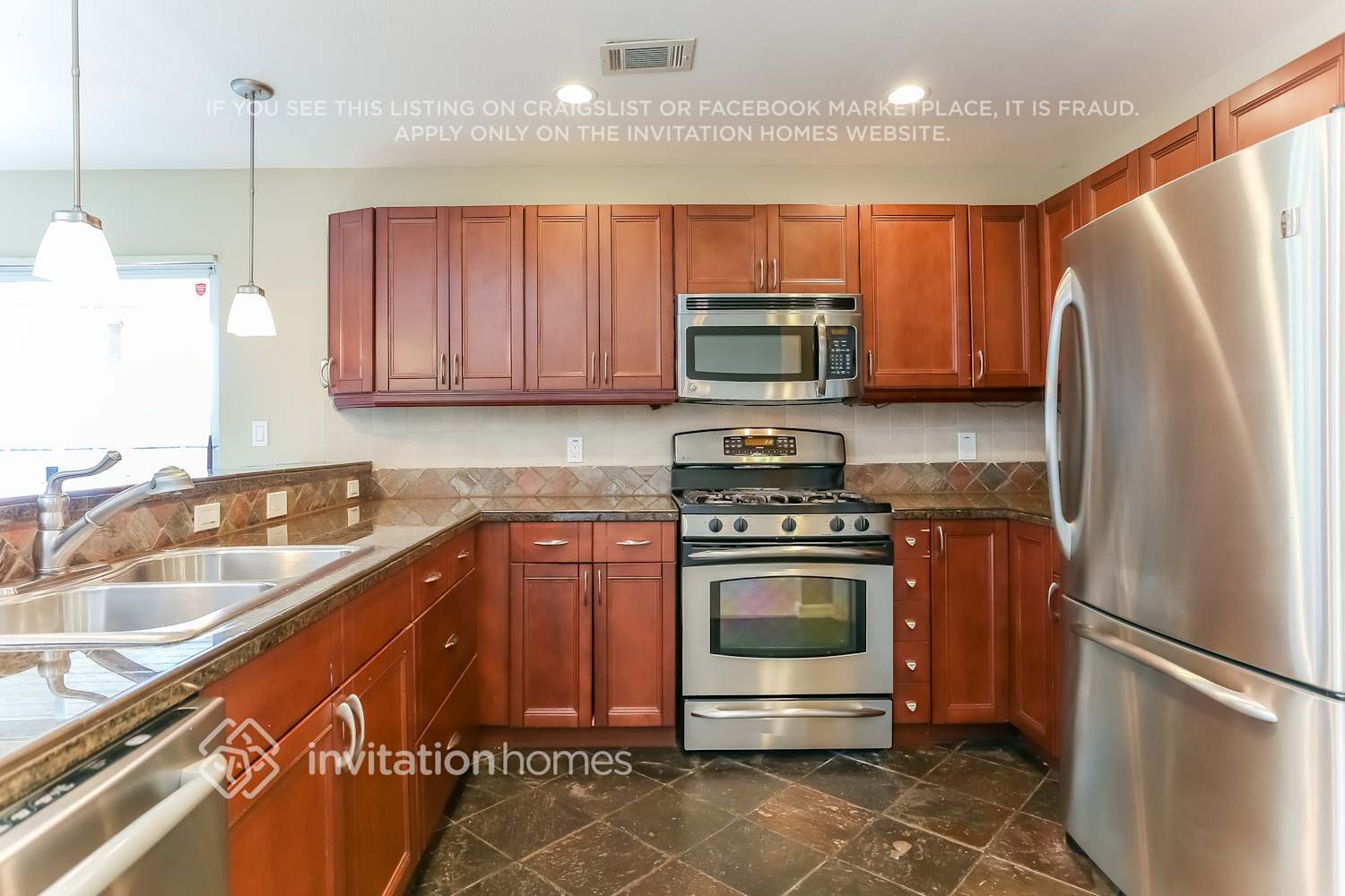 Building Photo - 8410 NW 24th Pl