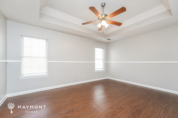 Building Photo - 150 Lakeside Dr