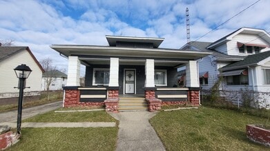 Building Photo - Move-In Ready 2BR/2BA with Garage – Great Location