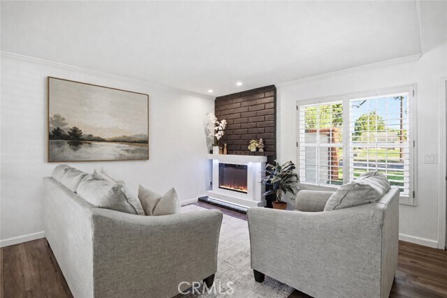 Building Photo - 144 W Yale Loop