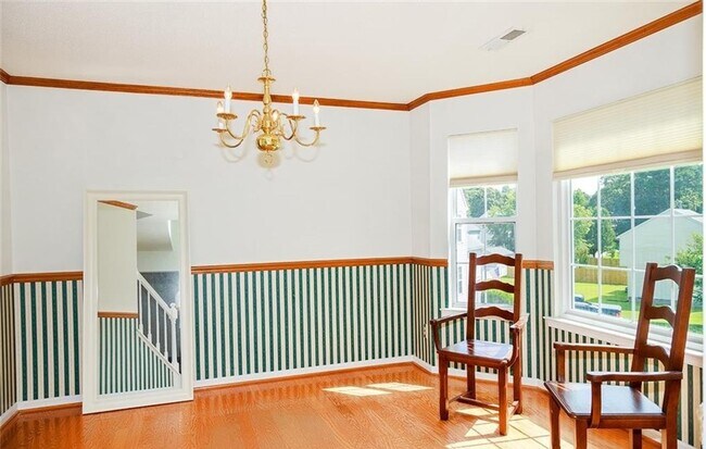 Building Photo - LONGHILL STATION