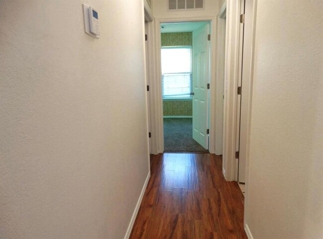 Building Photo - 3416 Chester Terrace