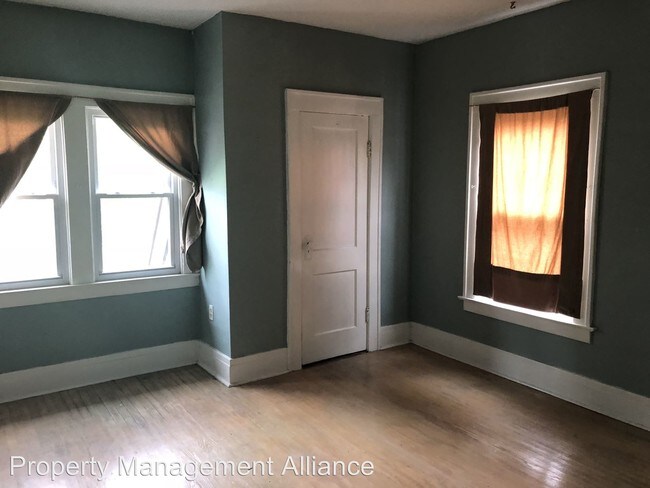 Building Photo - 3 br, 1 bath House - 306 Melrose Ave.