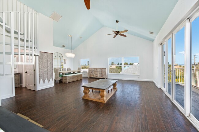 Building Photo - 5064 S Highway A1A