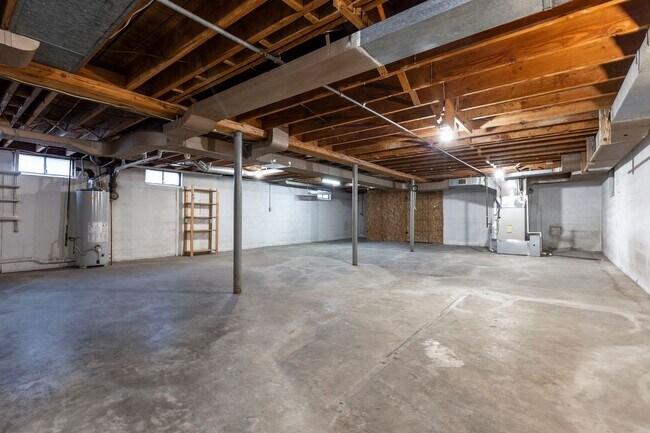 Building Photo - 4225 Rudy Ln