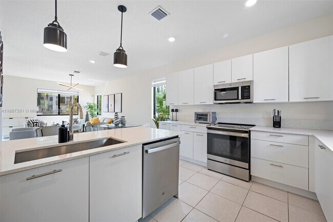 Building Photo - 8387 NW 43rd St