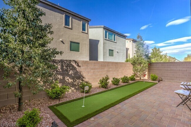 Building Photo - 8086 Misty Canyon Ave