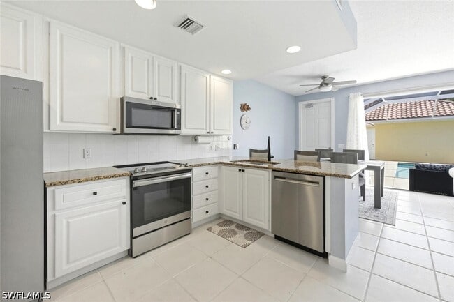 Building Photo - 6076 Islandwalk Blvd