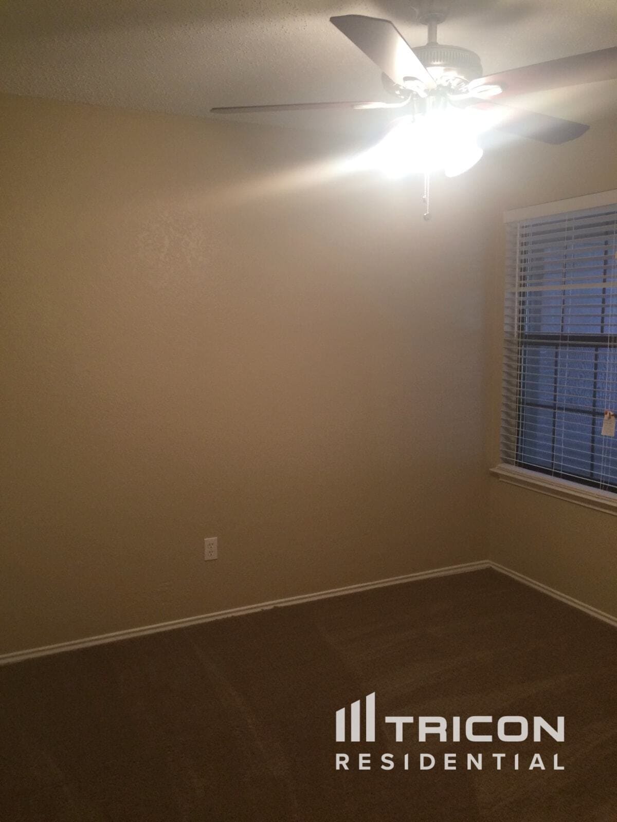 Building Photo - 708 Leedsfield Ct