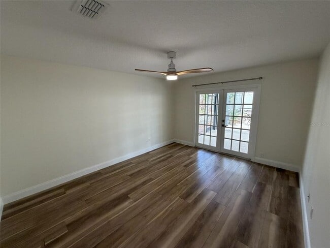 Building Photo - 990 Campello St