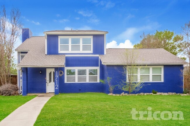 Building Photo - 1712 Hartford Dr