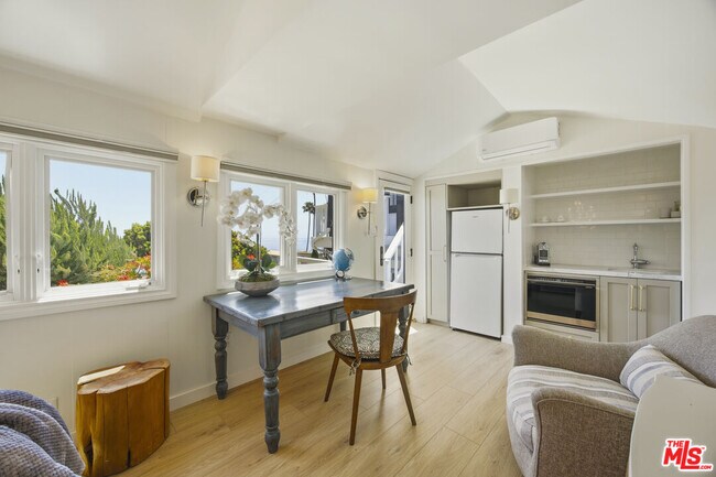 Building Photo - 26723 Latigo Shore Dr