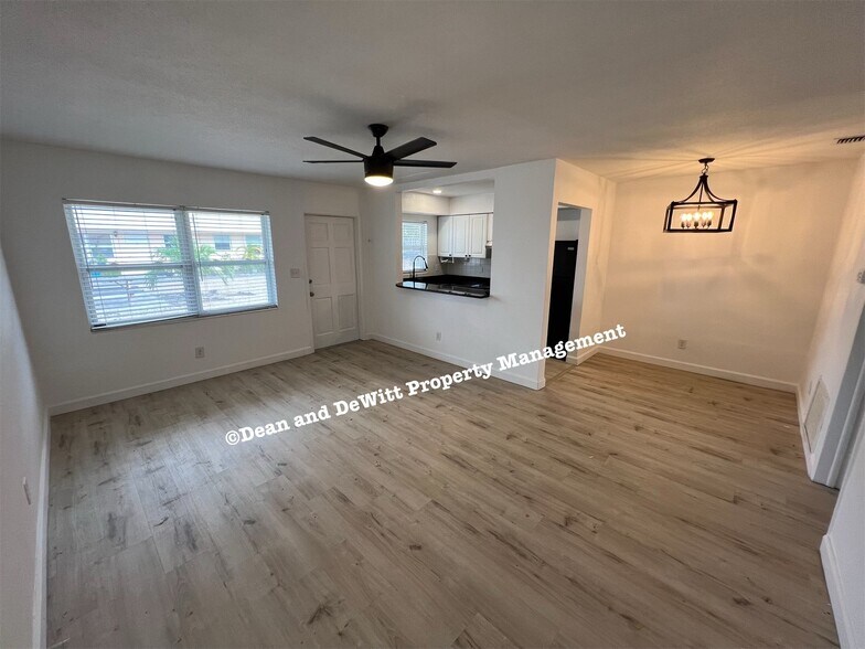 Building Photo - 1 Bed/1 Bath - Unit 7