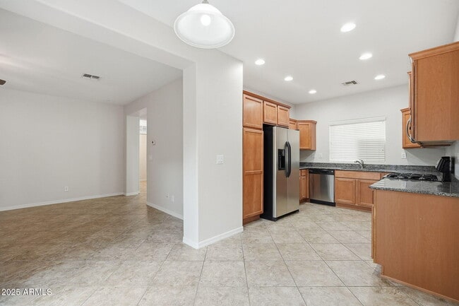 Building Photo - 3640 W Muirfield Ct