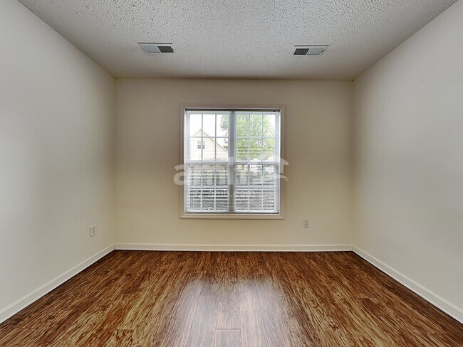 Building Photo - 5700 Regent Village Drive
