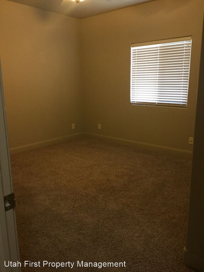 Building Photo - 3 br, 2 bath House - 543 N 2480 W