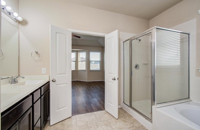 Building Photo - 3243 Aegean Dr