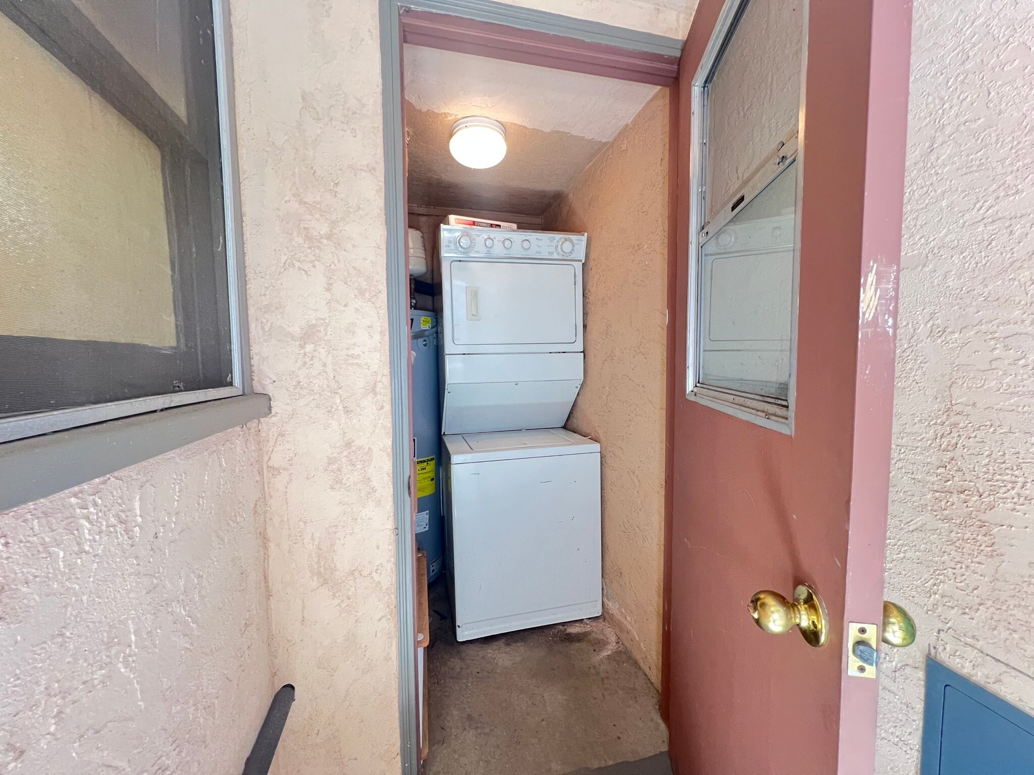 Building Photo - 2019 Cypress Ave