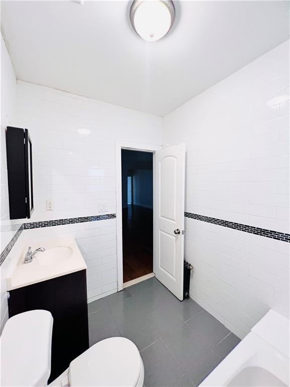 Building Photo - 19060 111th Ave