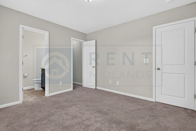 Building Photo - Townhouse in Hampton Forest