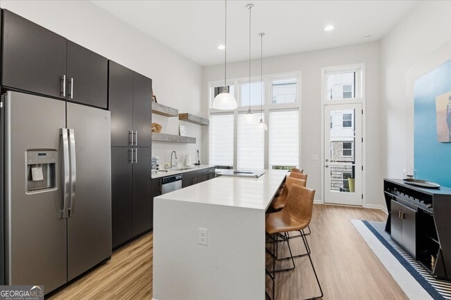 Building Photo - 444 Latta St NE