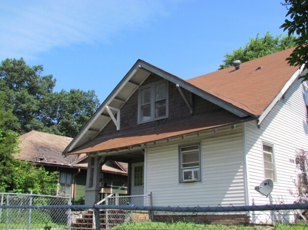 Primary Photo - 2003 Washington Ave