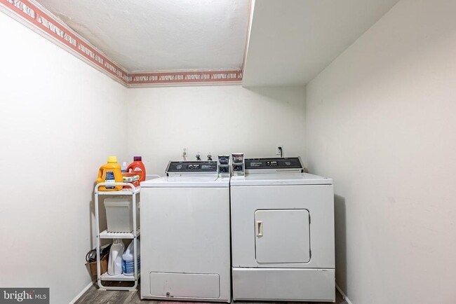 Building Photo - 2007 Mt Vernon St