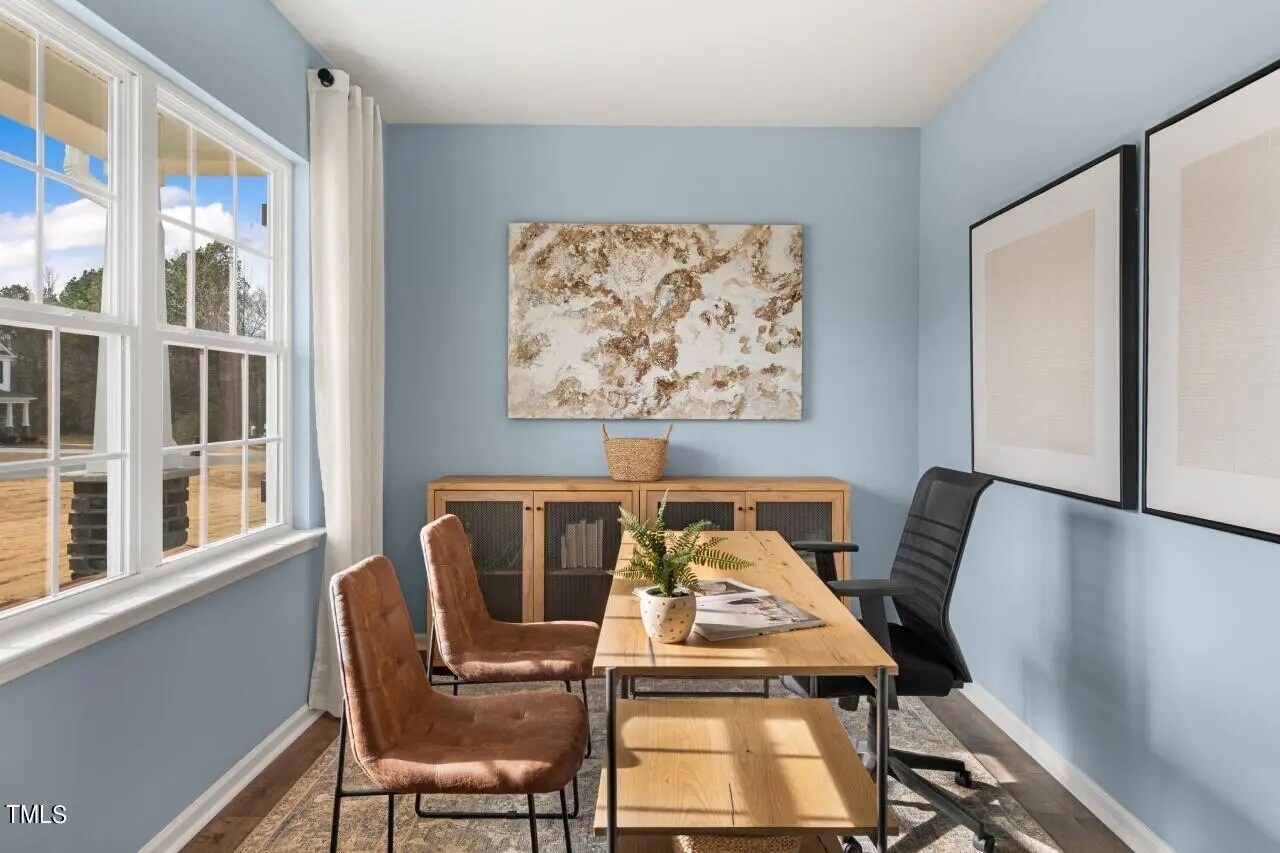 Building Photo - Room in House on Tucana St