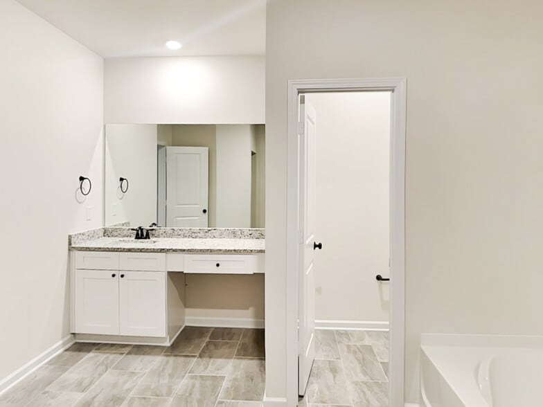 Building Photo - 6144 Nathaniel Ln