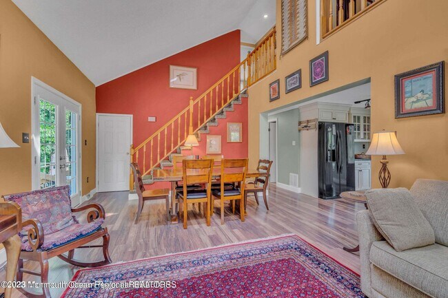 Building Photo - 37 Freehold Rd