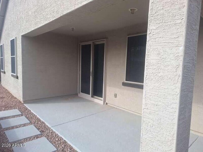 Building Photo - 18541 W Mescal St