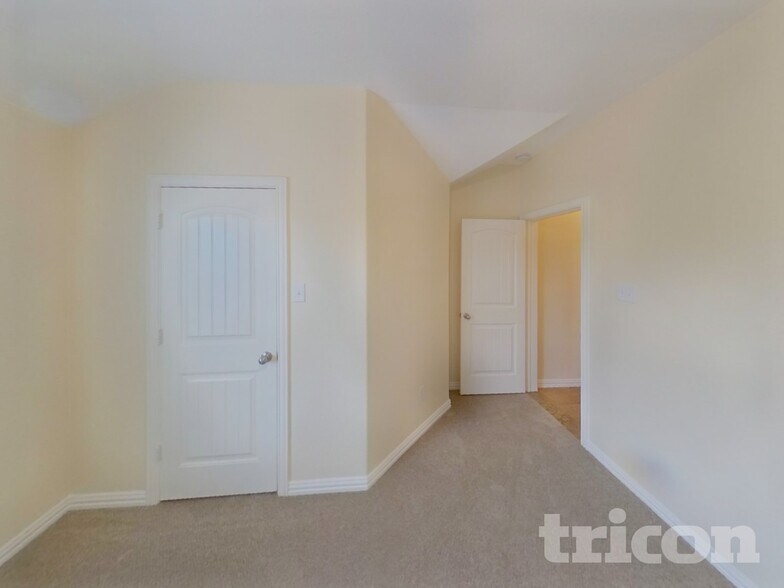 Building Photo - 8536 Cherry Bark Ln