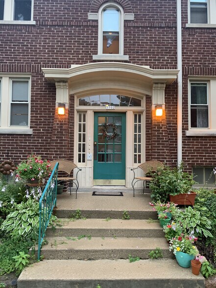 Building Photo - 5702 W Galena St