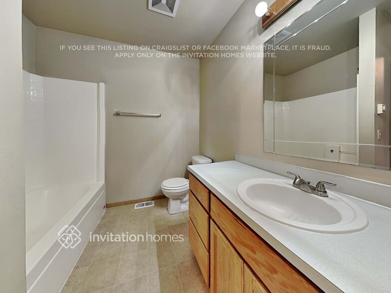 Building Photo - 17302 26th Ave E