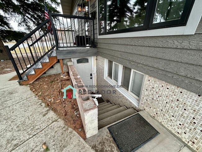 Building Photo - 3115 8th Ave N