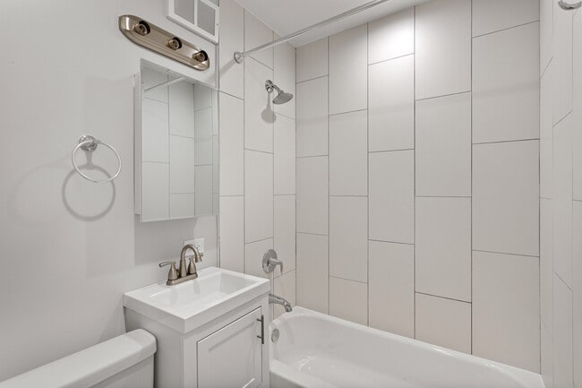 Building Photo - 1303 W Estes Ave