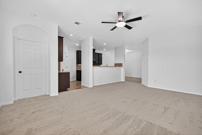 Building Photo - 5515 Armillary Dr