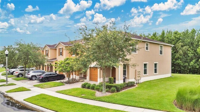 Building Photo - 10656 Savannah Plantation Ct