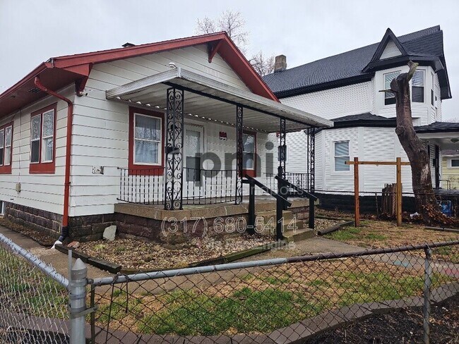 Building Photo - 2031 Southeastern Ave