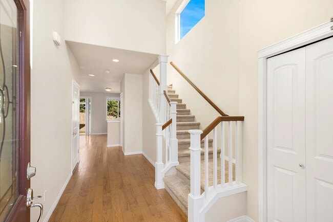 Building Photo - 33 161st Pl SE