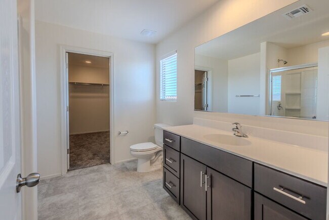 Building Photo - Rancho Sahuarita