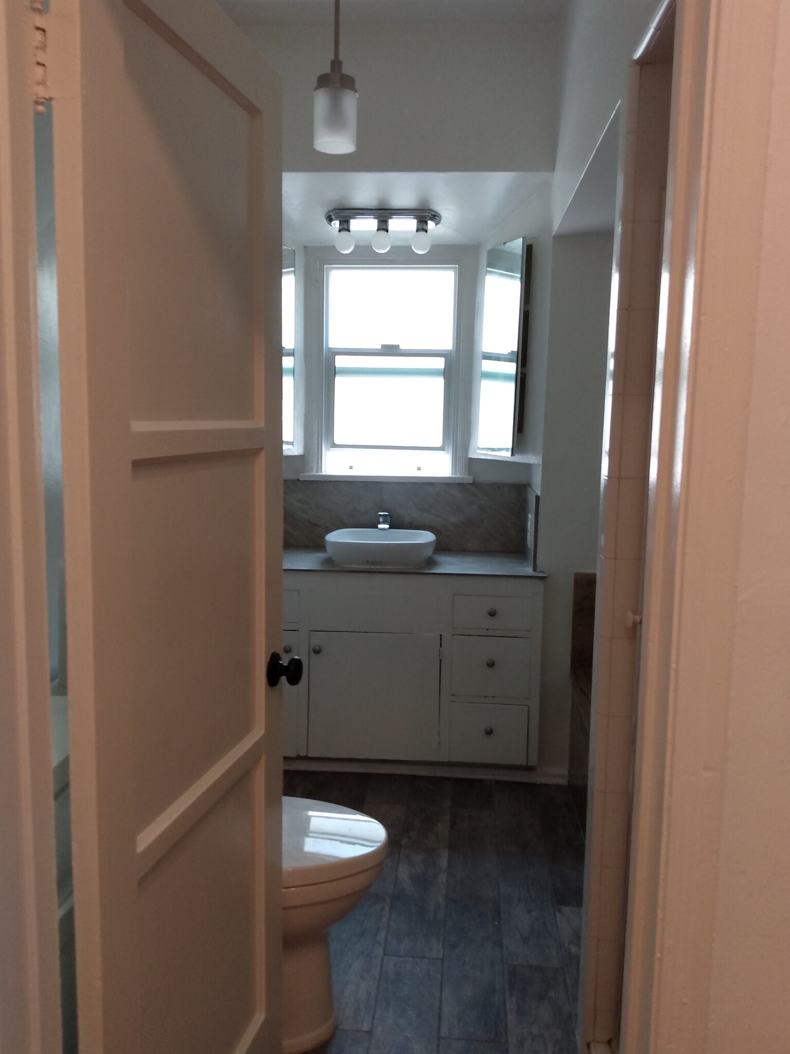 Upstairs Bathroom - 238 S Lasky Dr