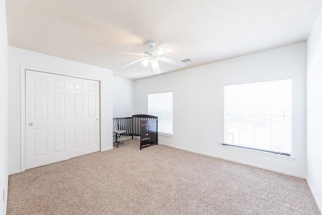 Building Photo - 15422 Downford Dr